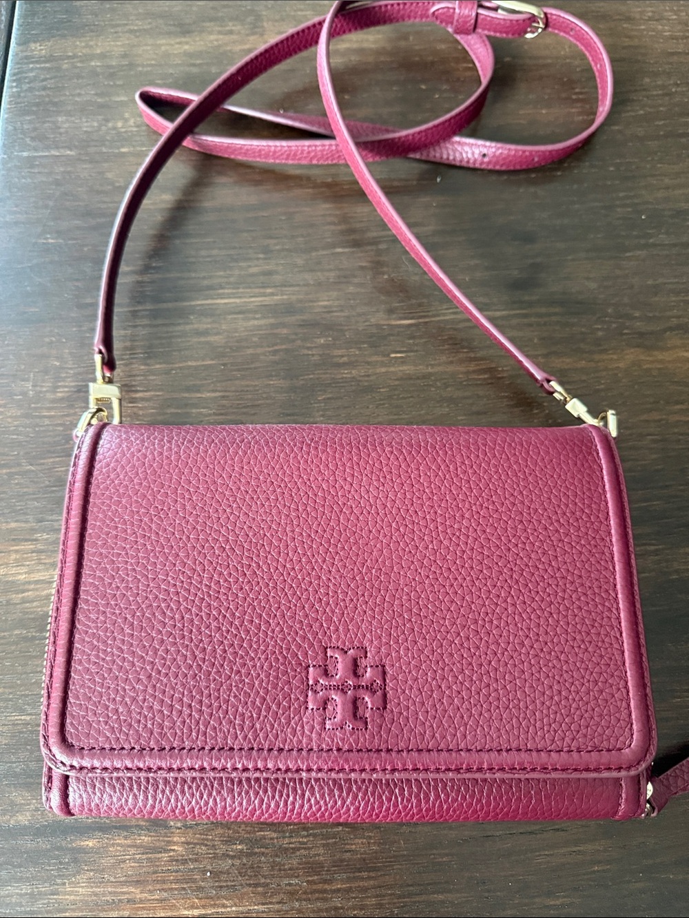 Tory Burch Pebbled Leather Crossbody in Wine